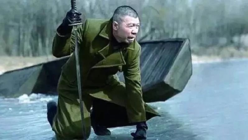 一個(gè)小白開店的真實(shí)經(jīng)歷：沒點(diǎn)暴脾氣，你根本拿不到好位置！| 開店日記