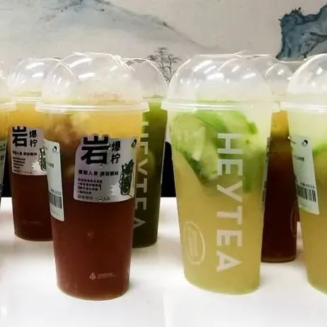 年檸檬茶品類報(bào)告：市場(chǎng)迎來(lái)大爆發(fā)，規(guī)模在百億級(jí)