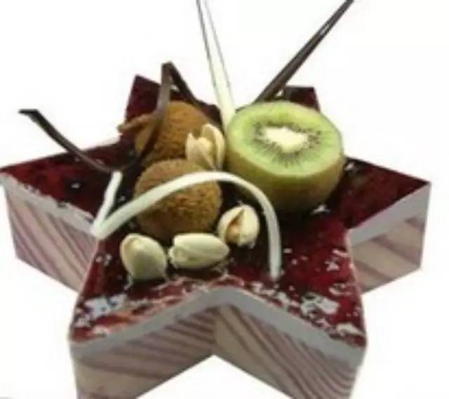 冬天來(lái)了，冰淇淋品牌店怎么活（附冬天開冰淇淋店的案例）