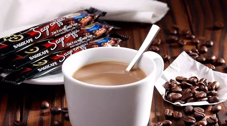 為什么超市貨架上的奶茶多為杯裝，而咖啡多為盒裝？