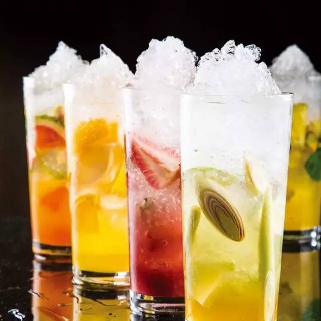 親愛的，我把香水變飲料了!