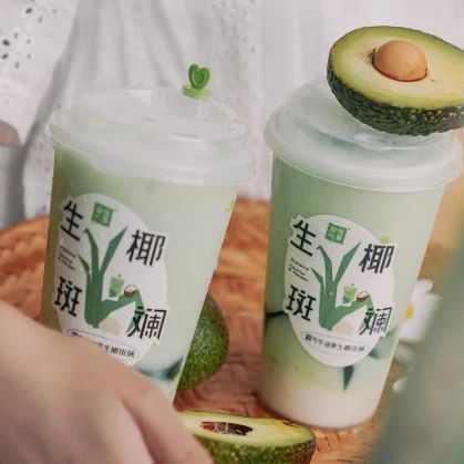 近半年出了 多款，飲品店如何“花式賣椰子”？