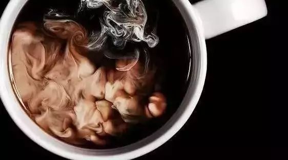 想要咖啡賣得好，你得先學(xué)會如何加糖加奶?。? title=