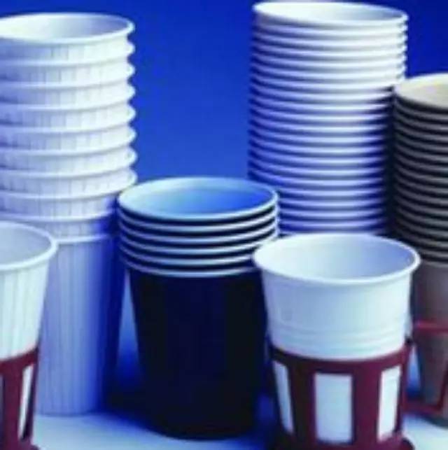 如果不能用一次性水杯 ，飲品店將會怎么樣？