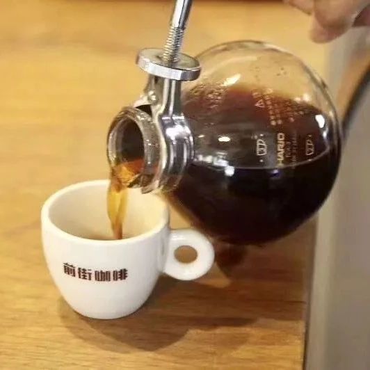 科普一下，咖啡是熱著喝還是涼著喝？飲用咖啡溫度是多少度？