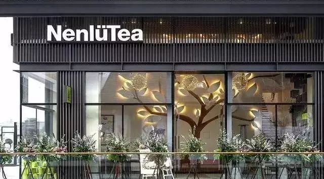 嫩綠茶用加盟進(jìn)行全國布局：這個(gè)新茶飲的“老品牌”能hold住二線市場(chǎng)嗎？