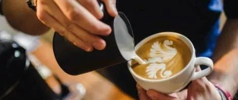 【Latte Art】杯頂上的藝術(shù)，咖啡拉花攻略！