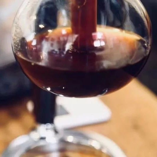 虹吸咖啡  |  咖啡小白，你需要一份虹吸壺教程，如何萃取人份咖啡