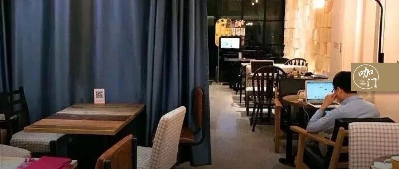 老顧客勸我把店開下去，半年后多賠了萬：不賺錢還要堅持嗎？