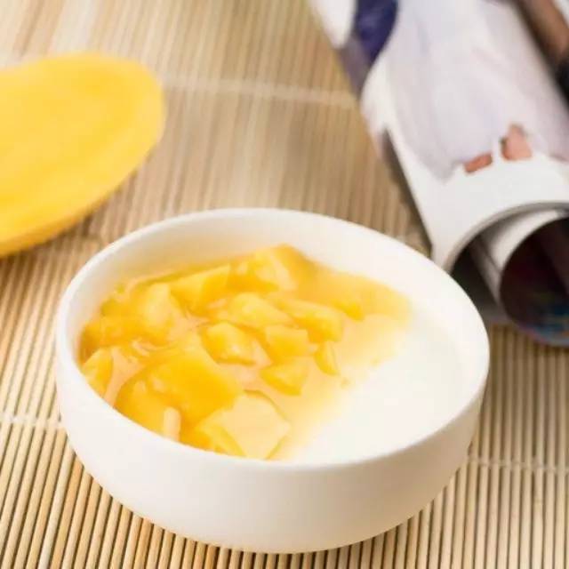 視頻教學(xué)：雙皮奶原來(lái)是要加蛋清的