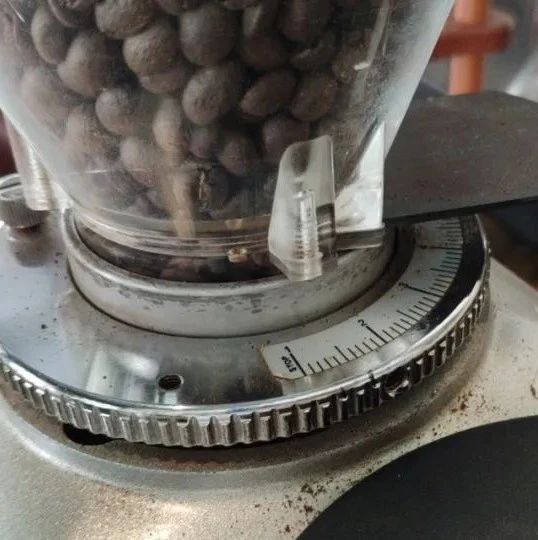 咖啡知識 | 咖啡豆研磨機的磨盤對研磨度的影響