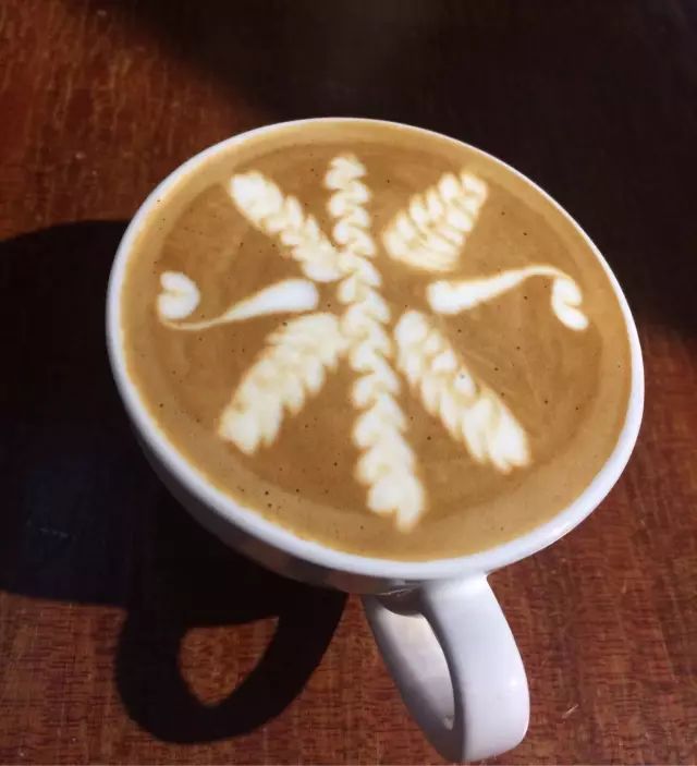 #超人氣拉花視頻大曬#號時曉輝作品
