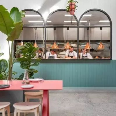 車(chē)廠里的溫室咖啡館【墨爾本 AU   CAFé】烘焙一室綠意與咖啡香