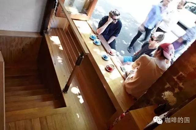 咖啡館緣何扎堆商圈？