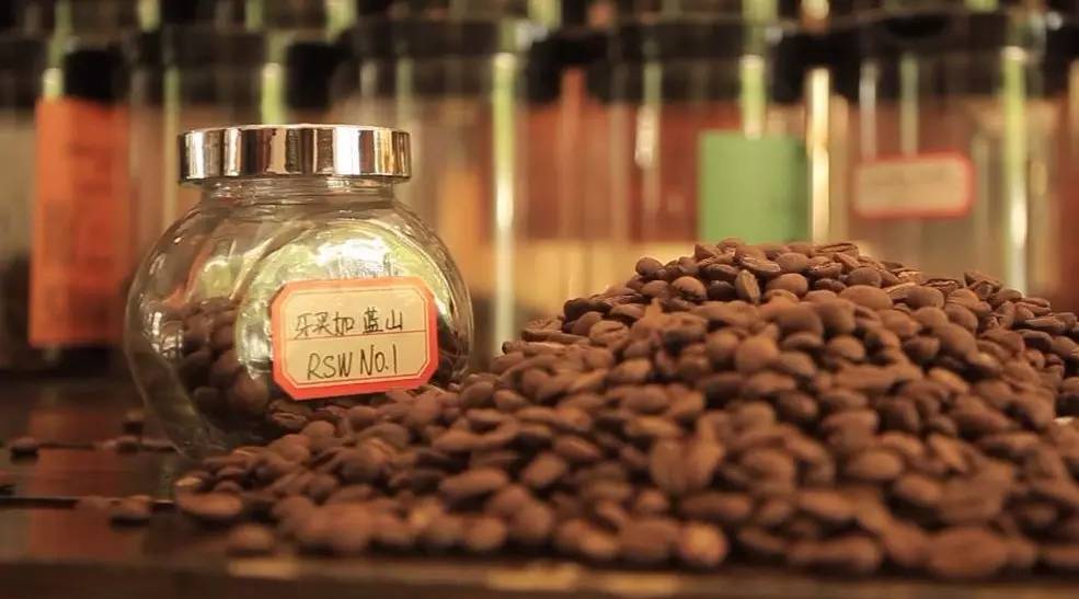 我有咖啡，你有故事嗎？