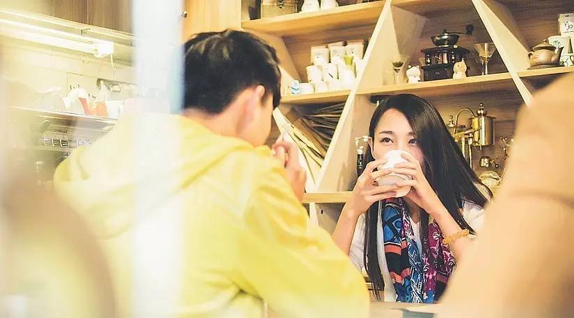 和咖啡談戀愛是啥體驗(yàn)？讓美女告訴你