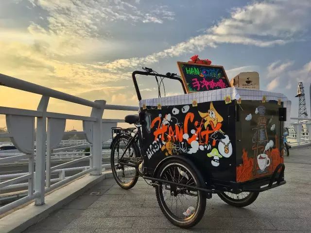 他用一輛單車圓了咖啡夢(mèng)想，滿滿正能量！