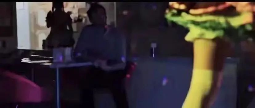 暴利？色情擦邊球？宅男天堂？等級森嚴(yán)？揭秘最真實的女仆咖啡館！
