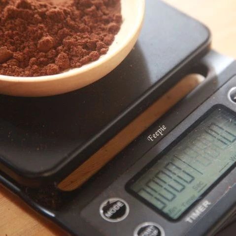 咖啡知識(shí) | 使用磨豆機(jī)前為什么要“洗磨”？