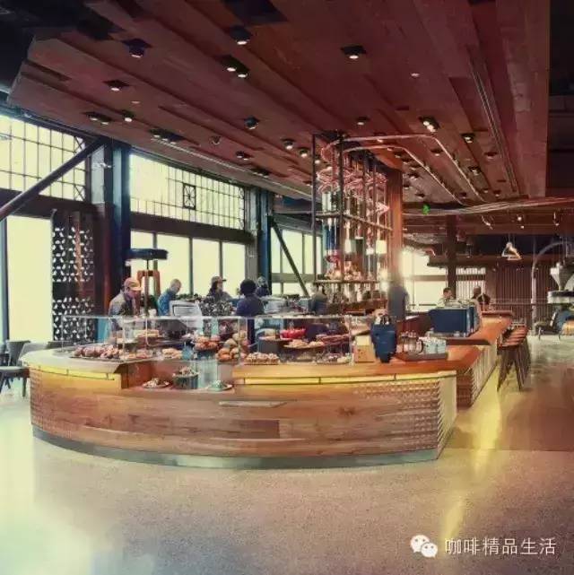 星巴克是個(gè)裝逼的好地方，不曬個(gè)圖這杯咖啡就白喝了……