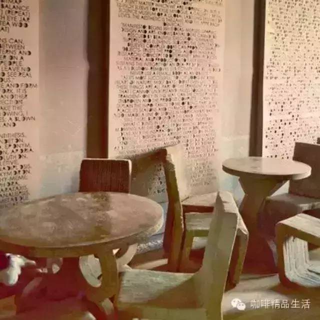全球新奇咖啡館之紙式咖啡館，一把火下去全完了…
