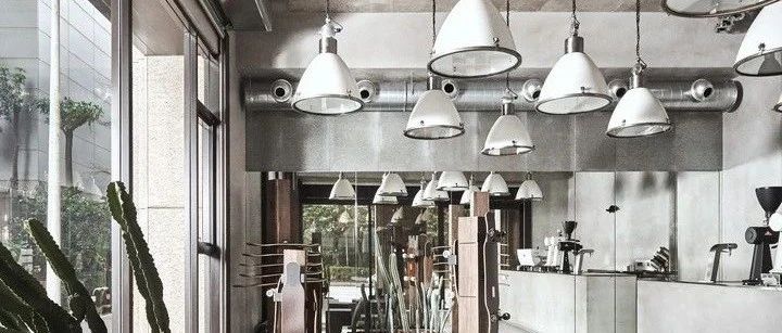 餐飲空間 ? 通過由滑板的生活風(fēng)格與現(xiàn)代咖啡的生活緊密連接