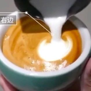 心形拉花細節(jié)視頻詳解 | 今天你的拉花翻車了嗎？！本女神真的酸了…