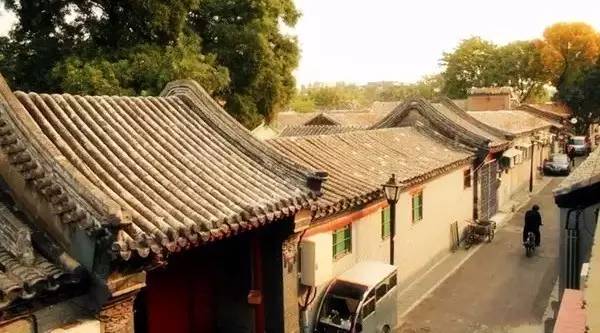 他辭掉高薪工作，到北京胡同里開了家人氣咖啡館