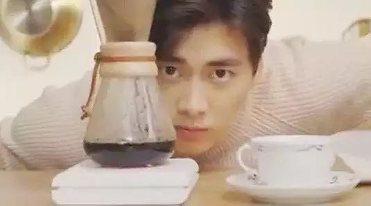 李易峰：手沖咖啡不難，我教你！