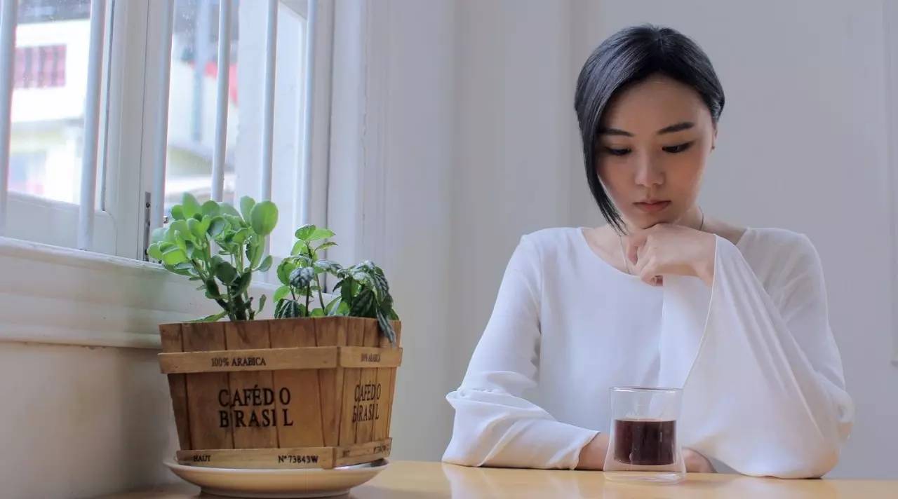 長的好看的都在喝咖啡