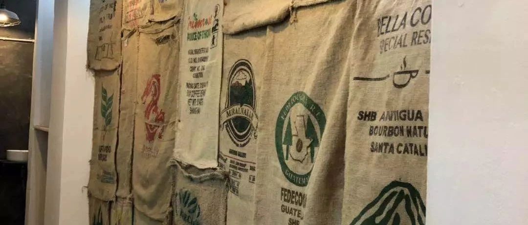 爆改破舊小吃店成特色工業(yè)風(fēng)咖啡館+烘焙工作室