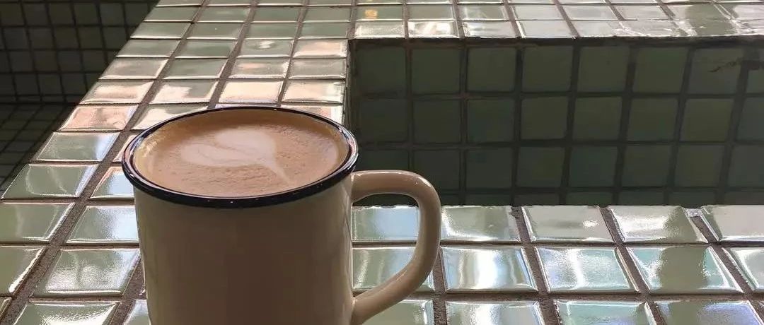 這間澡堂不能泡澡，卻能泡咖啡