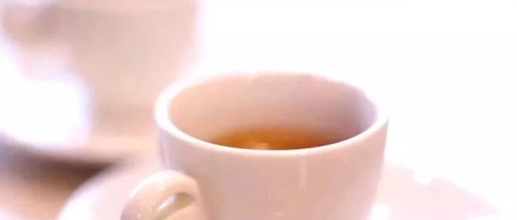 喝 Espresso 用玻璃杯還是陶瓷杯？