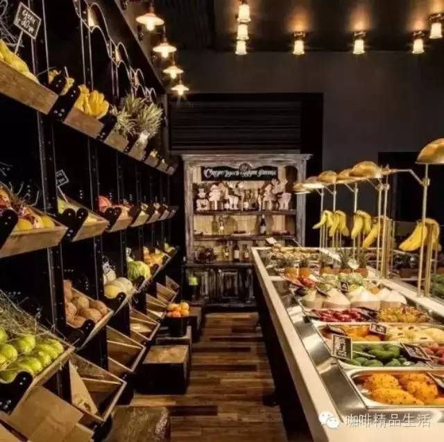 你 相 信 這 是 水 果 店 嗎 ？