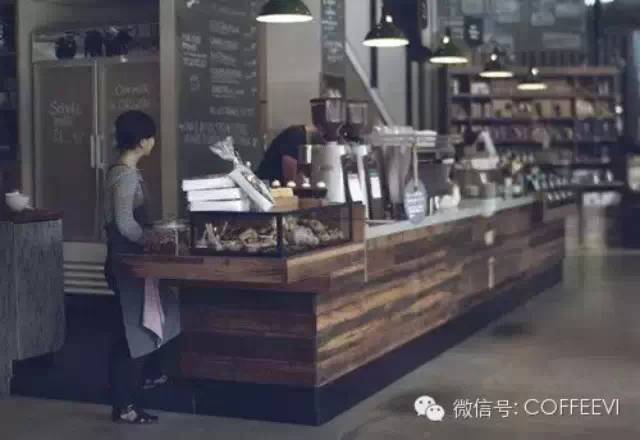 啡 | 空間 ? 咖啡館的靈魂核心 ? 吧臺(tái)
