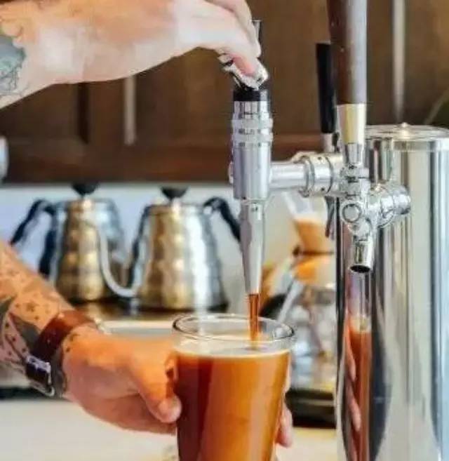 氮氣沖泡咖啡成流行時尚飲品！