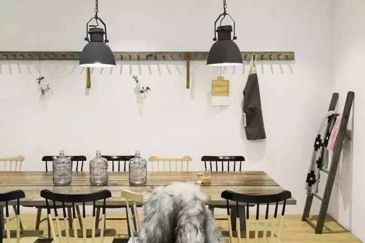 啡|空間 ? Lucky Penny Café & Restaurant
