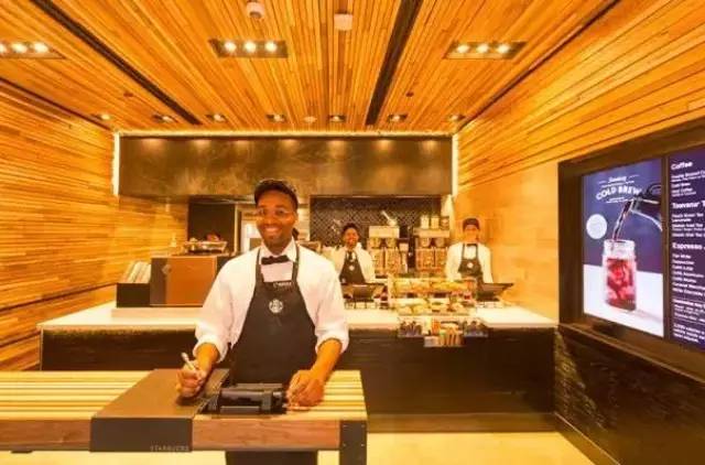 星巴克開啟全新概念門店 Espresso Shot，要給買了就走的人提供高效服務