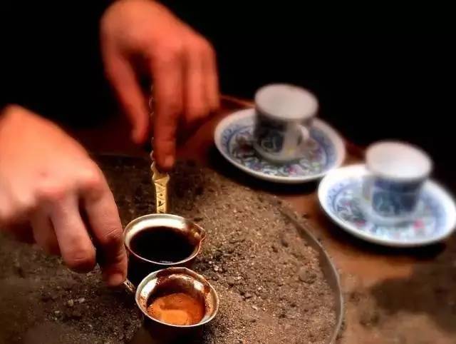 咖啡生活 | 15分鐘內(nèi)學(xué)會(huì)土耳其咖啡占卜