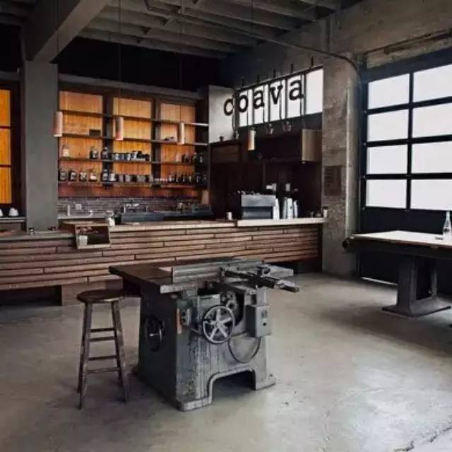 還在選址開館兒？用自家車庫(kù)做起COAVA