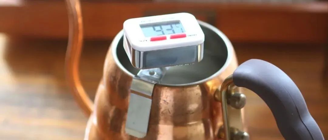 水溫對(duì)手沖咖啡的影響有多大？用 ℃與  ℃沖咖啡哪個(gè)更好？