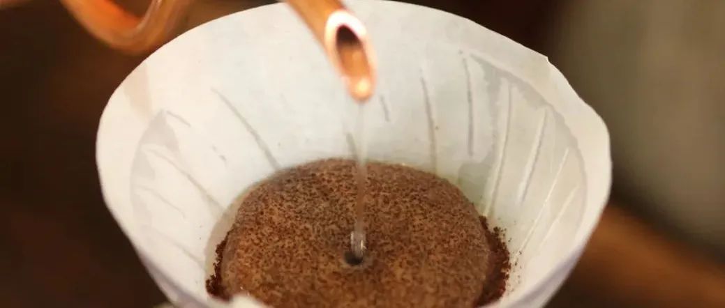 剛烘好的咖啡豆能手沖嗎？