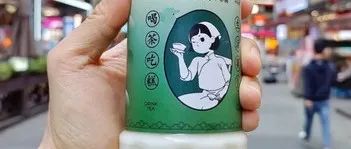 奶茶杯能有多卷？看到這些奇葩奶茶我驚掉下巴