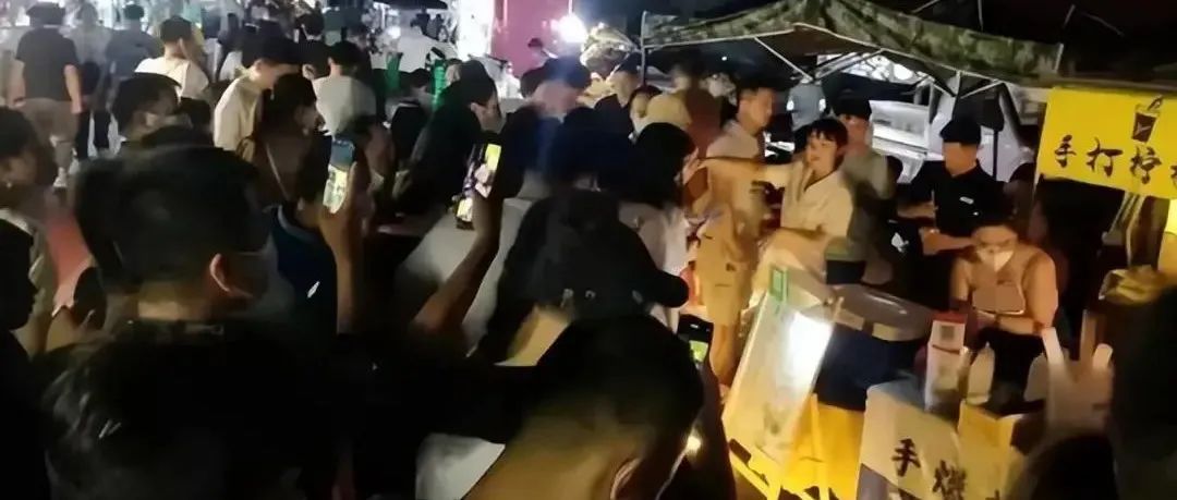 一晚賣出 杯！夜市檸檬茶爆火 只因這位女老板.......