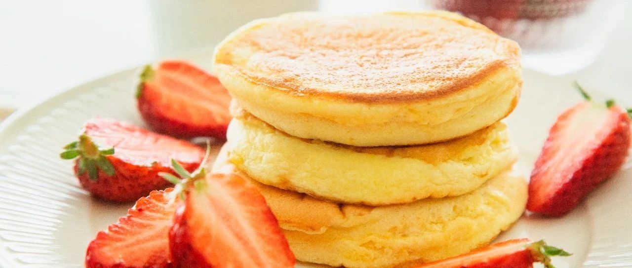舒芙蕾松餅，材料簡(jiǎn)單松軟香甜就是她~