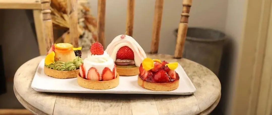 這家日本咖啡店沒有固定菜單，只賣的季節(jié)性水果撻！