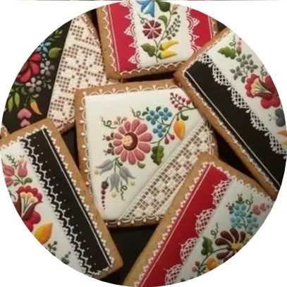 溫故知新 | “刺繡餅干”到底是個(gè)什么鬼？光看可不夠，咱們要趕緊動(dòng)手學(xué)起來(lái)！
