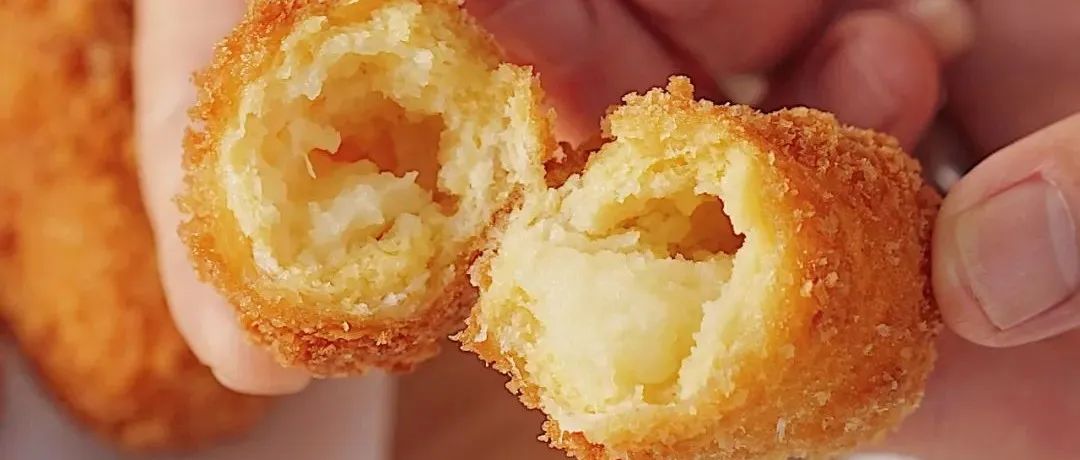 家里還有土豆嗎？這個(gè)神仙做法比麥?zhǔn)迨宓倪€好吃！