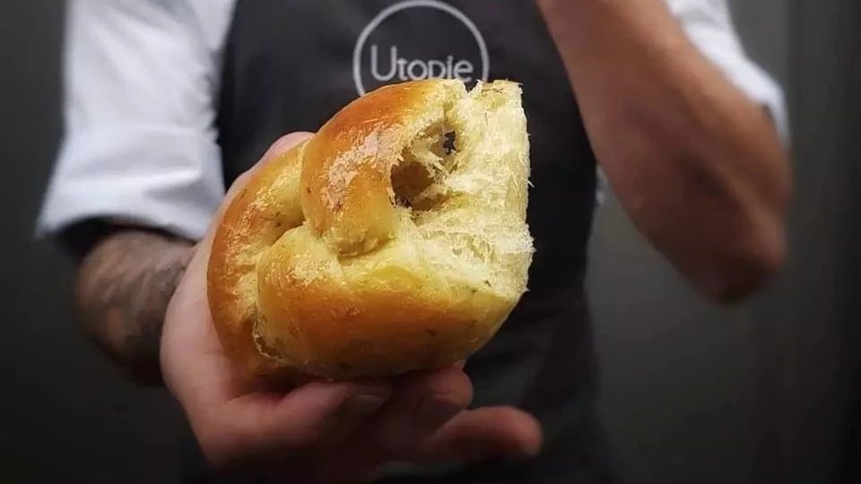 開店不到 年，成為法國最佳，這兩個普通糙漢子竟用面包改變了整座巴黎……