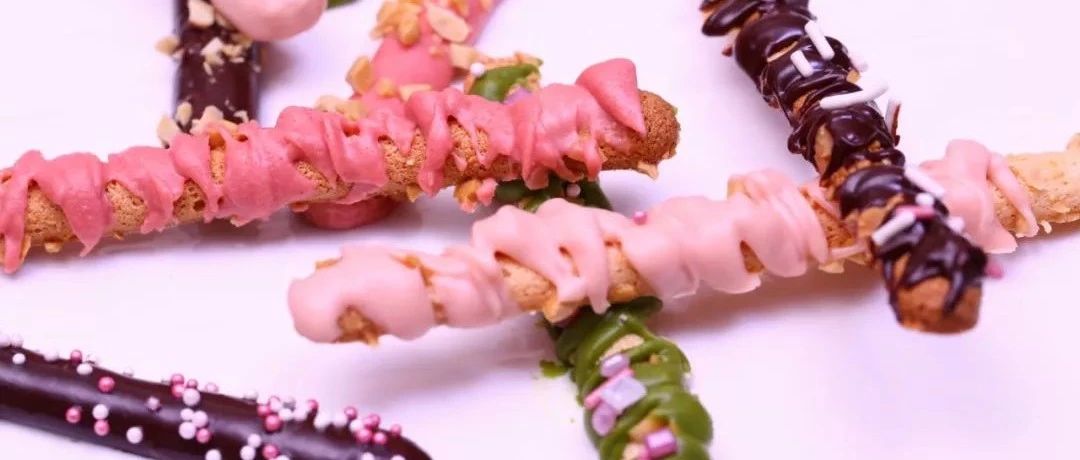 這款酥脆的小零食消耗蛋白最快捷，大人小孩都愛(ài)不釋手！